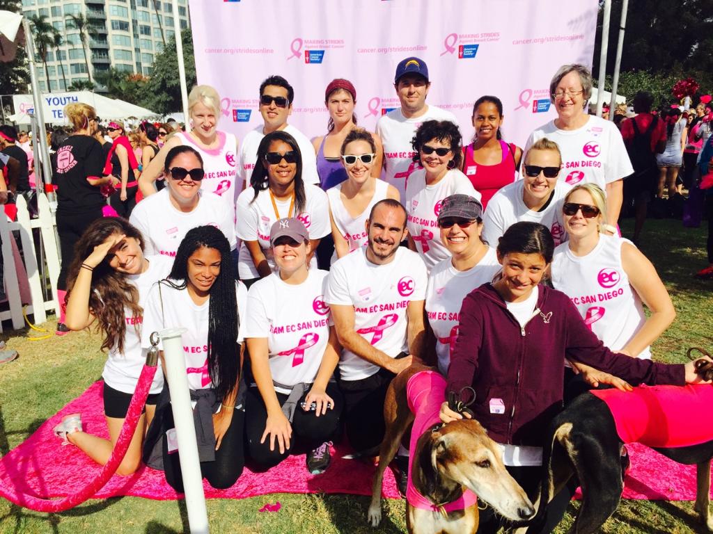 volunteers smiling in a group shot